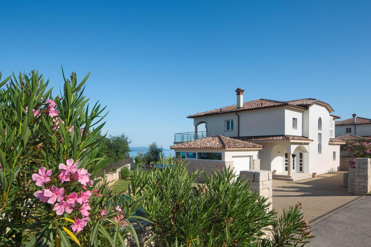 Luxury Panorama Vila With Amazing Seaview In Gondolici 7 Km From Rabac Лабин Екстериор снимка